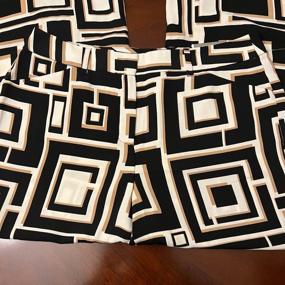 Chico's Women Abstract Pattern Wide Leg Pant, Size 12 (Chicco 2) - Picture 3 of 5